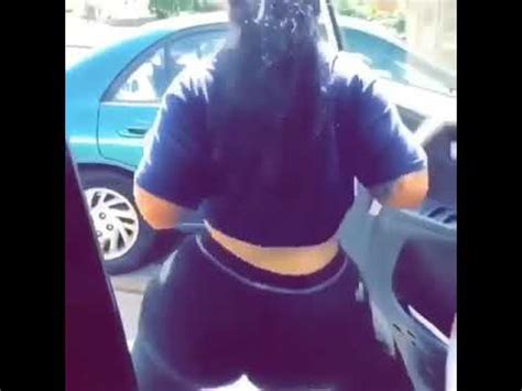 Big Booty Mexican Twerking Outside Her Car Youtube