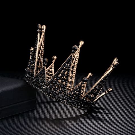 The Black Queen Crown In 2021 Black And Gold Aesthetic Crown