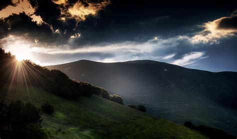 fondos de pantalla 3400x2000 italia amaneceres y atardeceres montañas cielo fotografía de