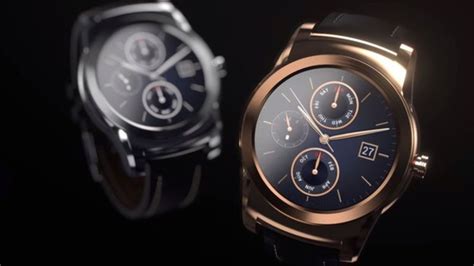 Android Wear Smartwatches To Work With Iphones Bbc News Android Wear