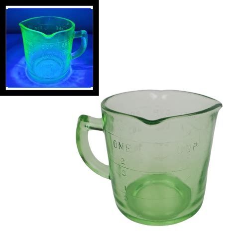 Vintage Green Depression Glass Some Hazel Atlas Measuring Cup