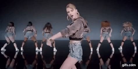 Taylor Swift Shake It Off Animated 
