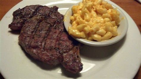 As you can see, mine is not soupy in the least. Ribeye steak with macaroni and cheese - Picture of Cross ...
