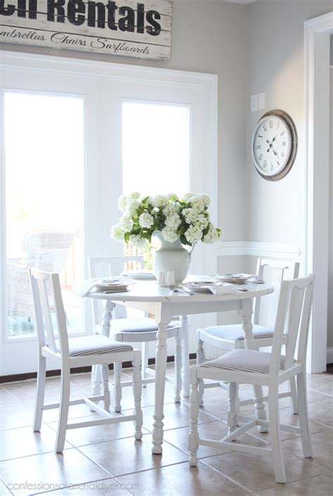 How to Paint a Kitchen Table | Confessions of a Serial Do-it-Yourselfer
