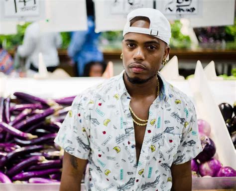 Rapper B O B Insists Earth Is Flat Sets Up Gofundme Campaign To Prove