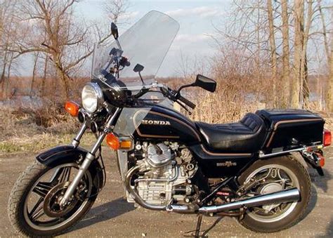 I searched for a while to find this bike. HONDA GL500 / GL650 SILVERWING INTERSTATE MOTORCYCLE ...