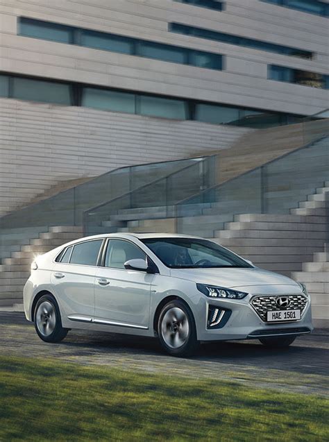 Ioniq Hybrid Highlights Eco Cars Hyundai Worldwide