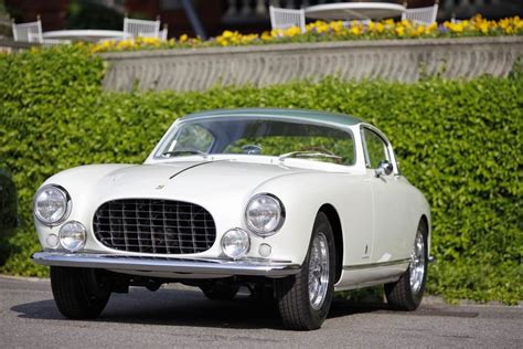 Presented at the paris motor show in 1954, the 250 gt coupé represented ferrari's first attempt at standardising a model destined for the normal motorist. Ferrari 250 Europa GT Coupe laptimes, specs, performance data - FastestLaps.com