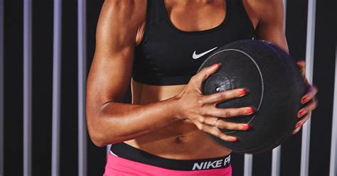 7 Medicine Ball Moves For An Even Better Workout Crossfit Arm Workout