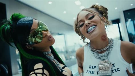 latto and cardi b drop off put it on da floor again video