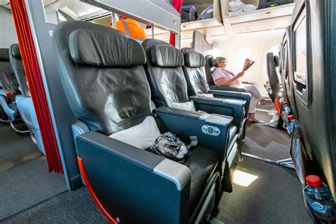 Jetstar Airways 787 Business Class Review [syd Dps]