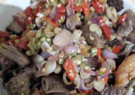 Rebus daging dan paru dengan semua bumbu daging. Resep Empal sapi goreng sambal mata bali sederhana oleh ...