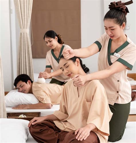 Baansuan Massage Rak Massage รักการนวด นวดสปา นวดผ่อนคลาย