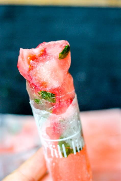 In fact, they've become so popular that if i have a party and don't make some, one of my friends is sure to ask, hey, did you make those strawberry basil margaritas? Strawberry Basil Margarita Popsicles - Domestic Superhero