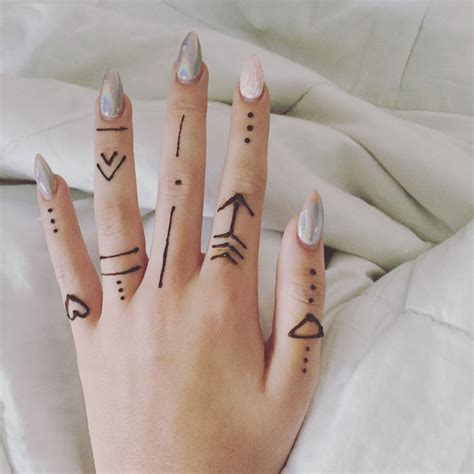 Simple Henna Tattoos On Hand Jpeg Myid