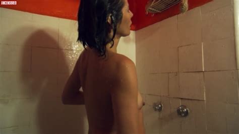 Naked Yamile León in El rapto