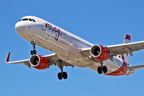 C Fjqd Air Canada Rouge Airbus A321 200 New In 2015