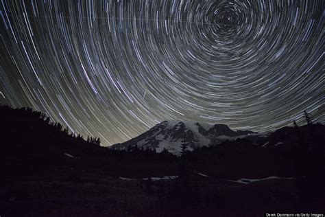 Mount Rainier Is Beautiful And It Looks Even Better Under The Stars