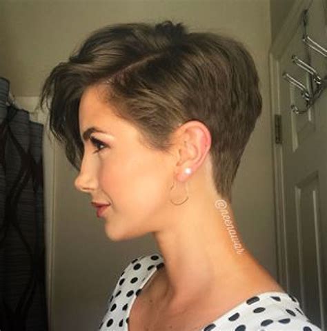 Hairstyles With One Side Shorter Wavy Haircut