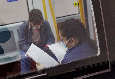 la policía tiene muy avanzada la investigación sobre el incidente racista en el metro difundido