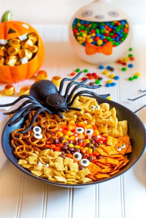 Spooky Halloween Snack Mix Halloween Snack Mix Healthy Halloween Snacks Halloween Food For Party