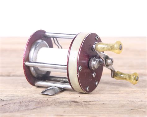 Antique Fishing Reel Red South Bend Perfectoreno Model A No 760 Reel