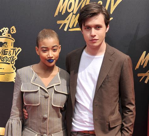 Amandla Stenberg and Nick Robinson in Everything, Everything movie review