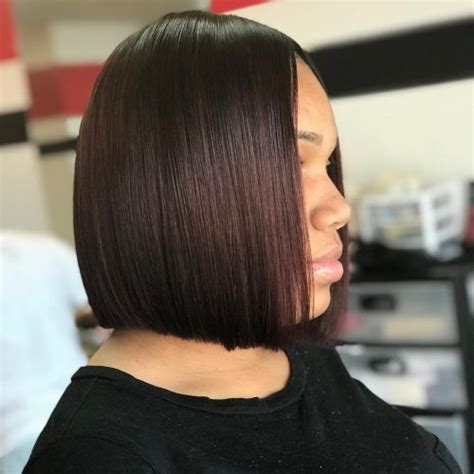 15 Perfect Middle Part Bob Hairstyles Weaves Sew Ins Etc Weave