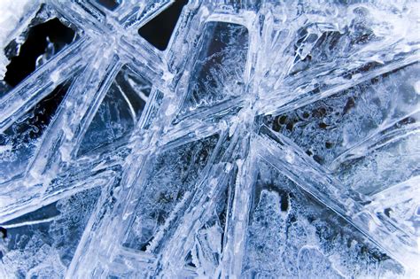 Ice Crystal Images