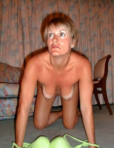Mature Babes Let Their Tits Hang Photos XXX Porn Album