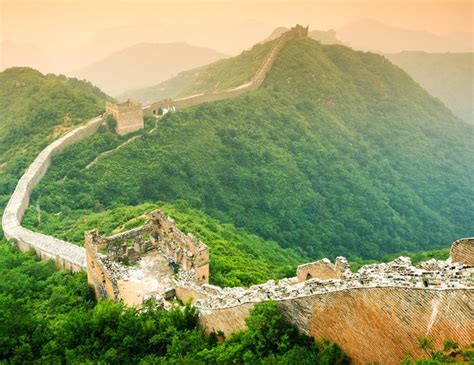 The great wall of china by leonard everett fisher falls into a rather odd category. The Great Wall of China is slowly disappearing