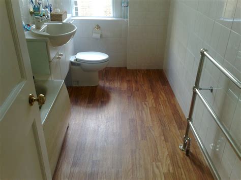 20 Best Bathroom Flooring Ideas