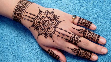 20 Best Pakistani Mehndi Designs For Back Hand Mehndi Crayon