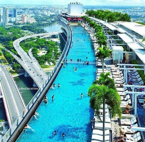Marina Bay Sands Singapore Hotel With Infinity Pool And Skypark