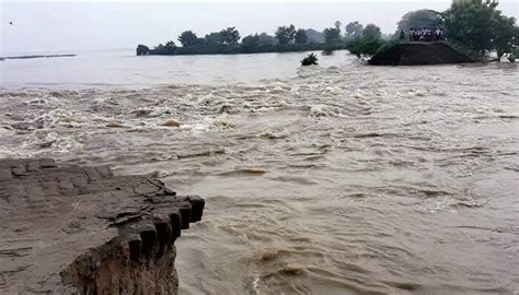 Flood Situation Remains Grim In Assam Bihar North Bengal Death Toll Goes Up Thousands