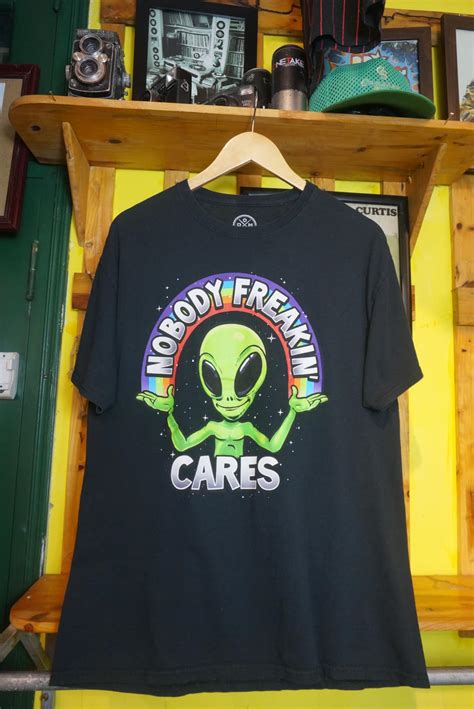 Alien Nobody Freakin Cares Tee