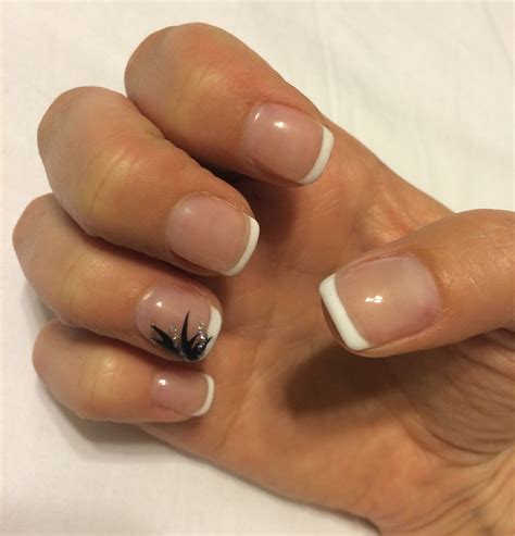 Shellac French Mani With Feathered Design How To Do Nails Nail Art