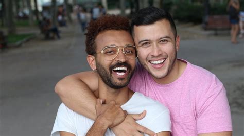 3 Lessons We Can All Learn From Same Sex Couples