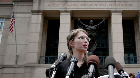 Chelsea Manning Shared Secrets With Wikileaks Now She Opens Up In Readmetxt Npr