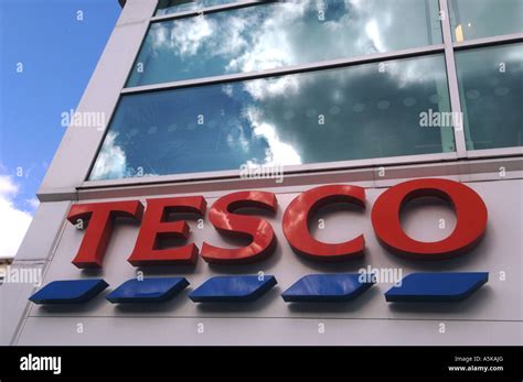 Tesco Building Hi Res Stock Photography And Images Alamy
