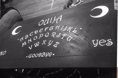 Diy ouija board serving tray on the blog! Diy Ouija board coffee table | Diy, Furniture diy