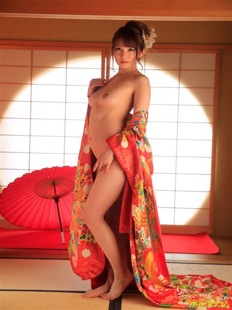 Beautiful Geisha Ohashi Miku Strips Naked