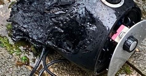 Mum Left Horrified After Air Fryer Explodes Into Flames Following Strange Smell Flipboard