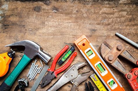9 Essential Tools Every Handyman Needs in Their Toolbox