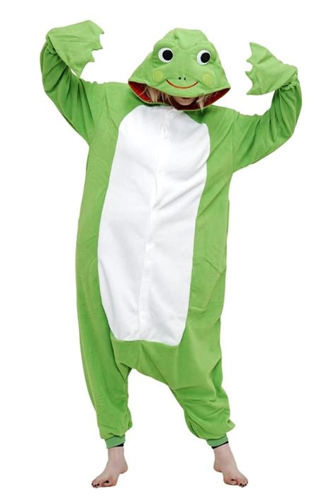 20 Delightful Ts Every Frog Lover Needs In Their Life In 2020 With Images Frog Costumes