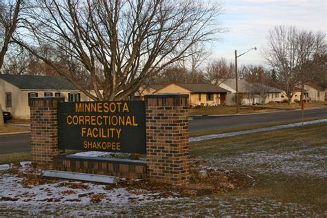 All Minnesota Prisoners On Lockdown For 25 Hours During Major Gang