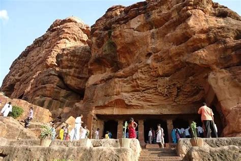 20 Fascinating Temples In Karnataka That Are A Must Visit In 2023