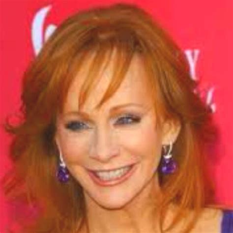 Reba Mcintyre She Seems Like A Very Warm Caring Lady Country Music Singers Country Singers