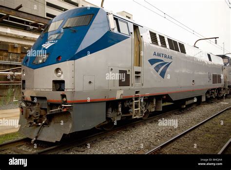Amtrak Train Commuter Hi Res Stock Photography And Images Alamy