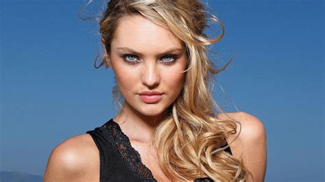 Candice Swanepoel South African Model Girl Wallpaper X P Wallpaper Juicy